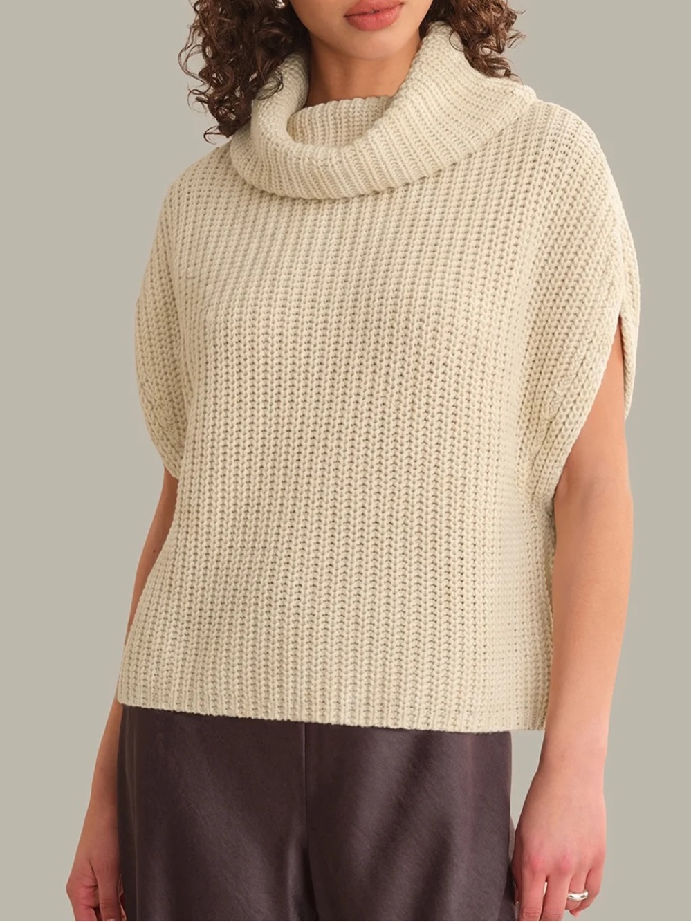 525 America Cate Cotton Sleeveless Turtleneck Sweater Cream Size Large NWT